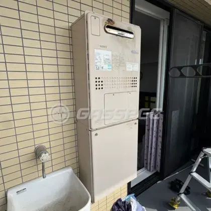施工前の暖房熱源機（GTH-C2448AW3H）