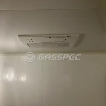 施工後の浴室乾燥機（リンナイ RBH-C3302K3P）
