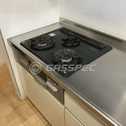 施工前のビルトインガスコンロ（DG32E5SR）