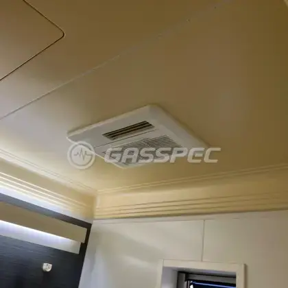 施工前の浴室乾燥機（RBH-C301KSN）