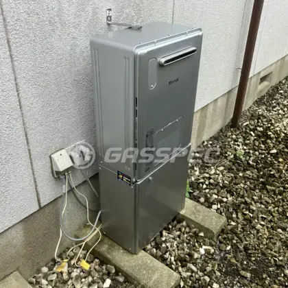 施工後の暖房熱源機（リンナイ RVD-E2405SAW2-1(C)）