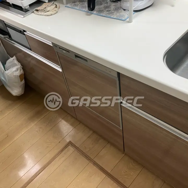 交換前のビルトイン食洗機（リンナイ RKW-404A）