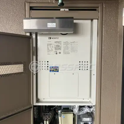 施工後の暖房熱源機（ノーリツ GTH-2454SAWD-T BL）