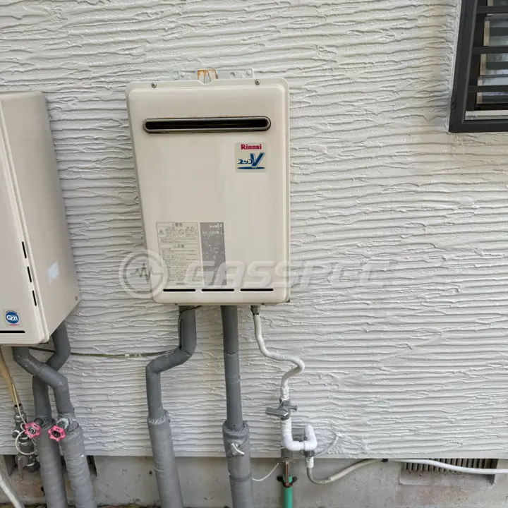 交換前の給湯器（リンナイ RUX-V2406W-E）