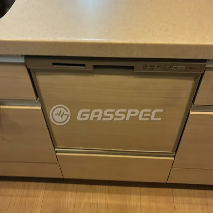交換前のビルトイン食洗機（パナソニック NP-45RS5SJG）
