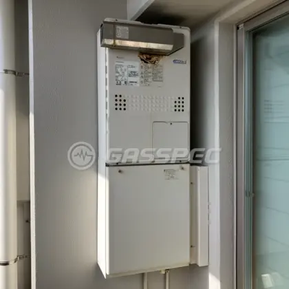 施工前の暖房熱源機（GTH-C2439AWX3H-L）
