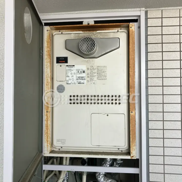 交換前の暖房熱源機（ノーリツ GTH-2434SAWX6H-T）