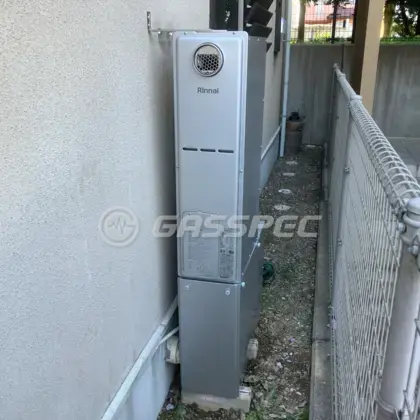 施工後の暖房熱源機（リンナイ RUFH-SE2408AW2-3）