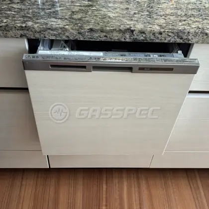 施工前のビルトイン食洗機（NP-45MS6WAA）