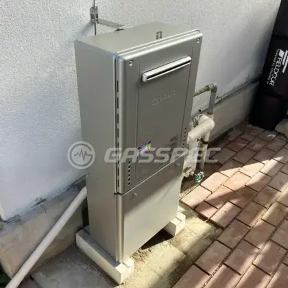 施工後の給湯器（ノーリツ GT-C2472SAW-1 BL）