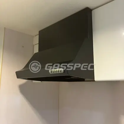 施工前のレンジフード