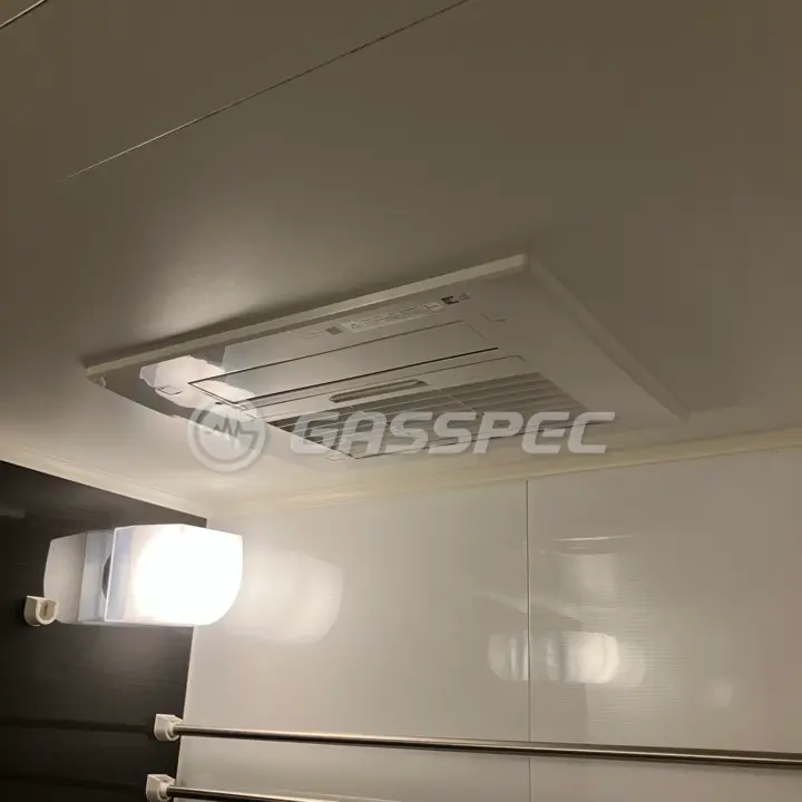 交換後の浴室乾燥機（リンナイ RBH-C4102K3P）