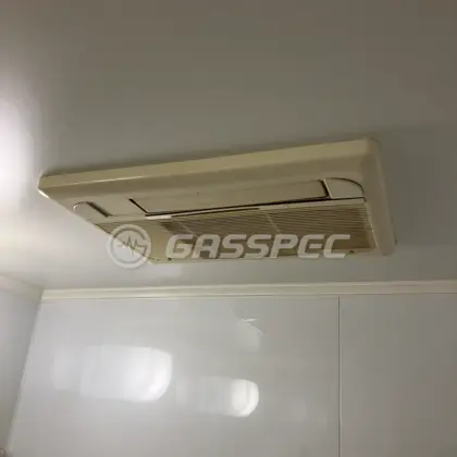 施工前の浴室乾燥機（FD2811J3）