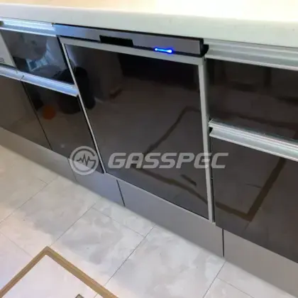 施工後のビルトイン食洗機（パナソニック NP-45BD1S）
