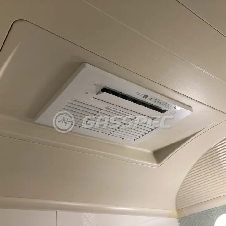 交換後の浴室乾燥機（リンナイ RBH-C3302K1P）