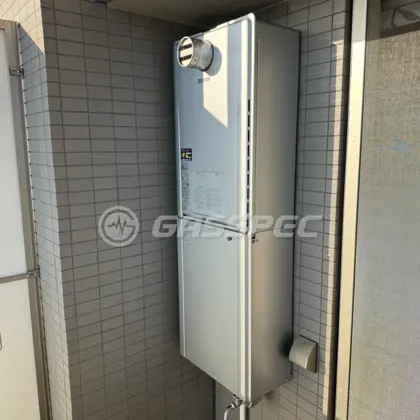 施工後の暖房熱源機（リンナイ RUFH-E2407AT2-3(A)）