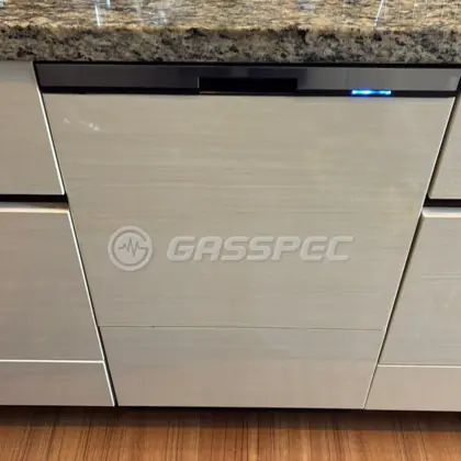 施工後のビルトイン食洗機（パナソニック NP-45BS1W）