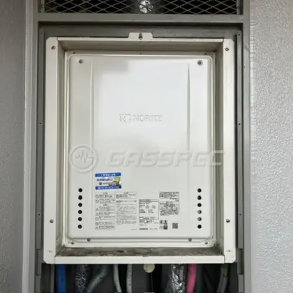 施工後の給湯器（ノーリツ GT-2470SAW-H BL）