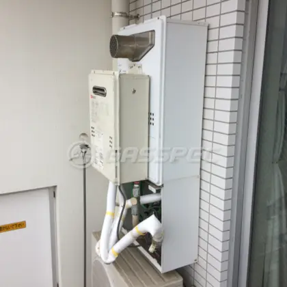 施工前の暖房熱源機（GTH-2434AWX3H-T）