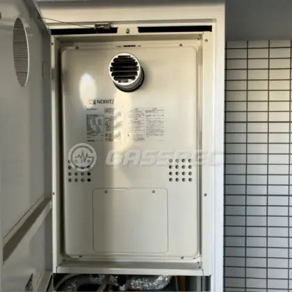 施工後の暖房熱源機（ノーリツ GTH-2454SAW3H-T BL）