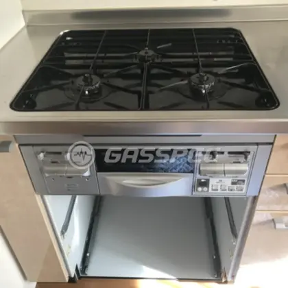 施工前のビルトインガスコンロ（DG3280DR）