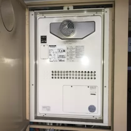 大阪府堺市南区 交換前の給湯器 ノーリツ YG2458RT
