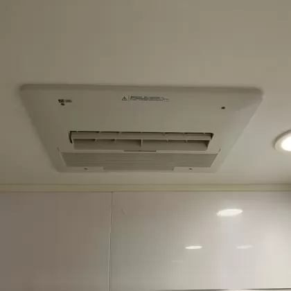 東京都江東区 交換後の浴室乾燥機 ノーリツ BDV-4106AUKNC-J3-BL