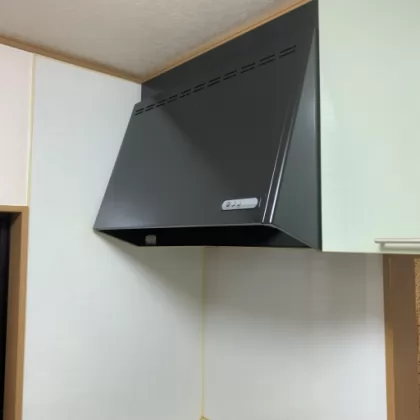 千葉県千葉市稲毛区 交換前のレンジフード