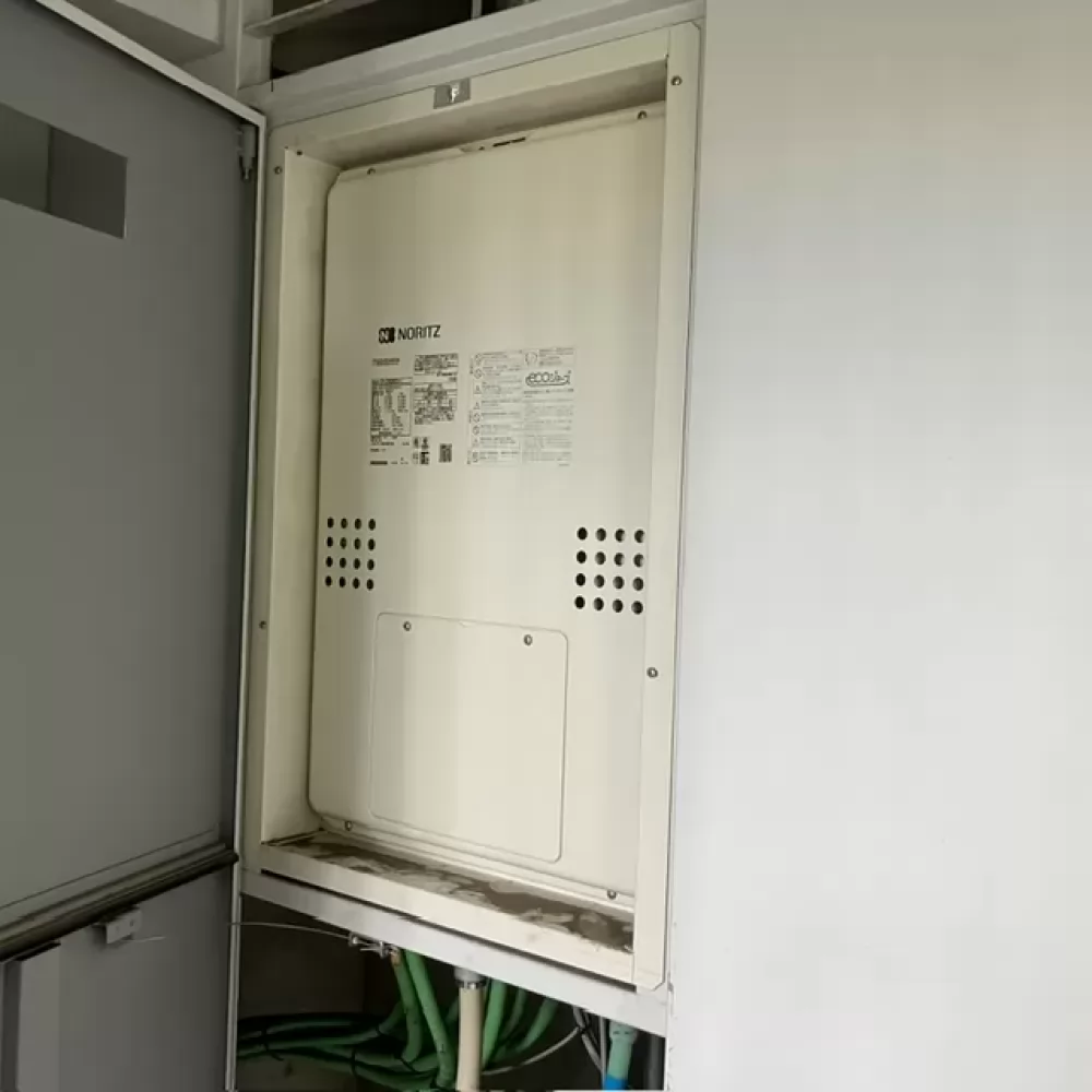 GTH-C2460AW3H-H-1 BL