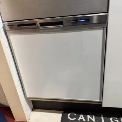 福岡県福岡市中央区 交換後のビルトイン食洗機 パナソニック NP-45MS9S