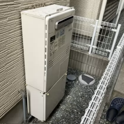 大阪府堺市西区 交換前の給湯器 ノーリツ GTH-C2439SAWX6H