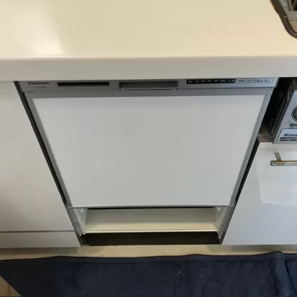 千葉県千葉市稲毛区 交換後のビルトイン食洗機 パナソニック NP-45RS9S