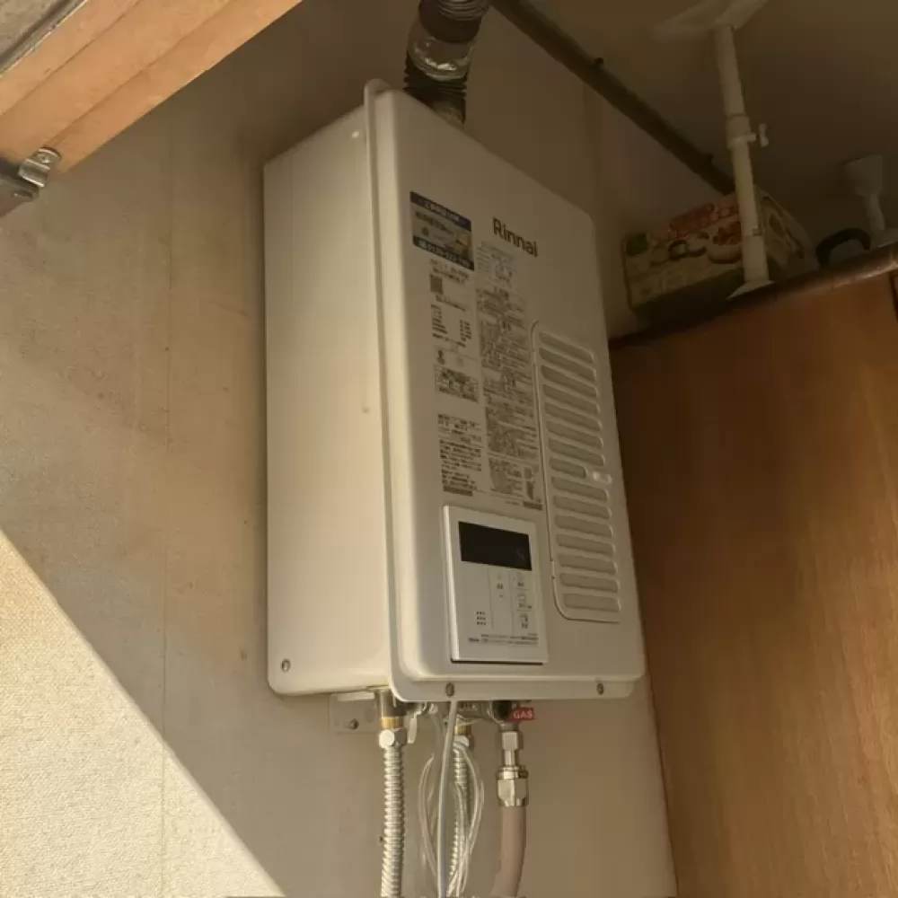 RUX-V1615SWFA(B)-Eの給湯器交換工事