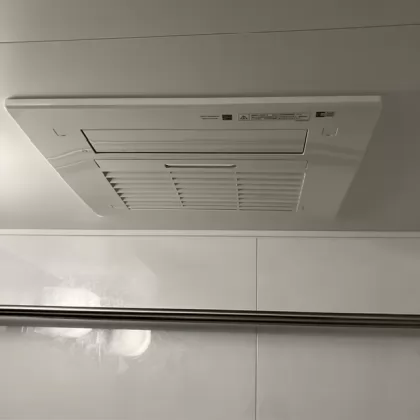大阪府岸和田市 交換後の浴室乾燥機 リンナイ RBH-C4102K3P