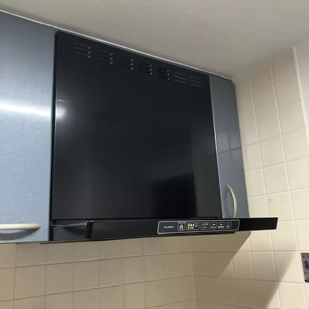 TLR-3S-AP602BKのレンジフード交換工事