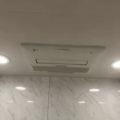 大阪府大阪市中央区 交換後の浴室乾燥機 ノーリツ BDV-4106AUKNC-J3-BL