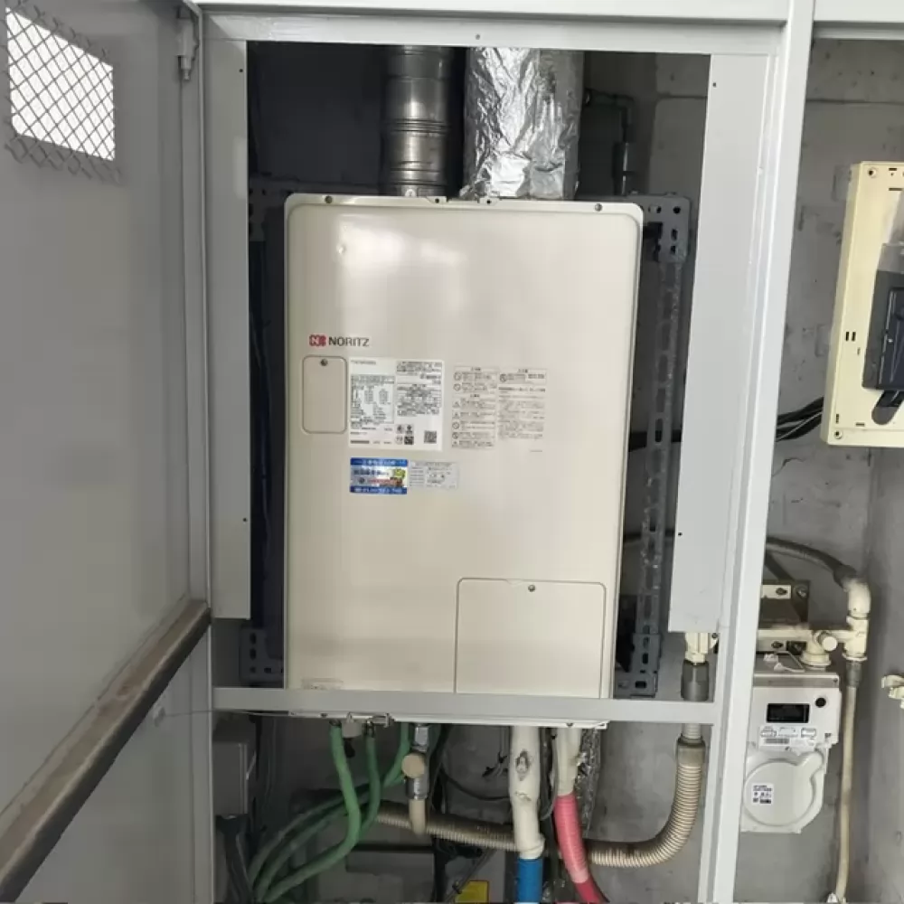 GTH-2444SAWX3H-SFF-1 BL