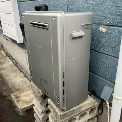 埼玉県さいたま市岩槻区 交換後の給湯器 ノーリツ GRQ-C2462AX-2 BL(アウトレット品)