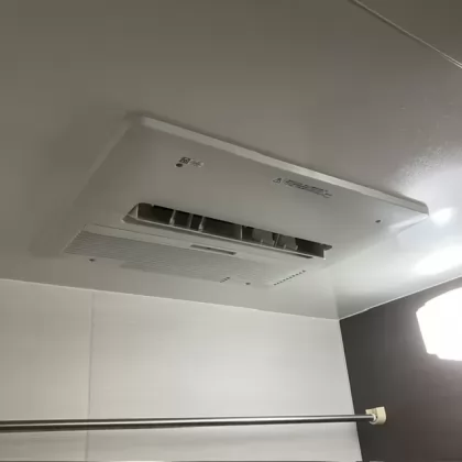 大阪府大阪市住吉区 交換後の浴室乾燥機 ノーリツ BDV-4106AUKNC-J3-BL