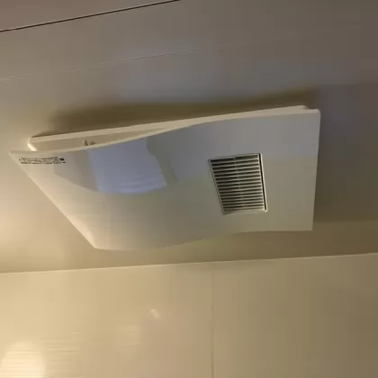 奈良県香芝市 交換後の浴室乾燥機 マックス MR-111H-CX