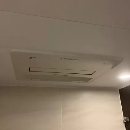大阪府大阪市阿倍野区 交換後の浴室乾燥機 ノーリツ BDV-4106AUKNC-J3-BL