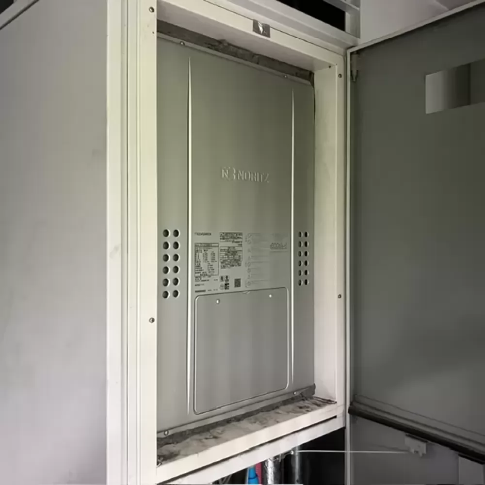 GTH-C2470AW3H-H BL