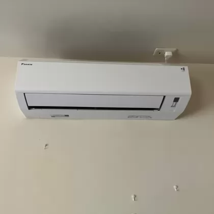 東京都杉並区 交換後のエアコン ダイキン S406ATEP-W