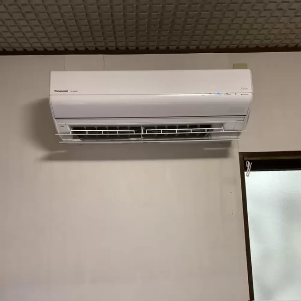 CS-256DGX-Wのエアコン交換工事