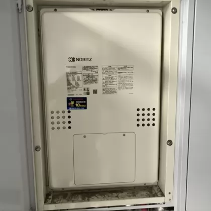 埼玉県さいたま市緑区 交換後の給湯器 ノーリツ GTH-2454SAW3H-H BL
