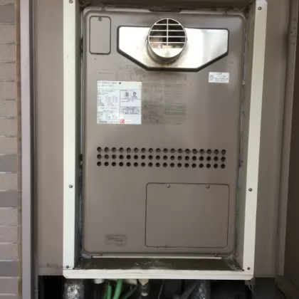 東京都国立市 交換前の給湯器 ノーリツ GTH-2413AWXH-T