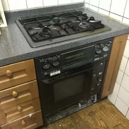 京都府宇治市 交換前のビルトインガスコンロ リンナイ RSK-Y30V3FT/RBR-10E-1