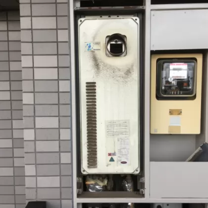 東京都国立市 交換前の給湯器 ガスター OURB-161DN-T