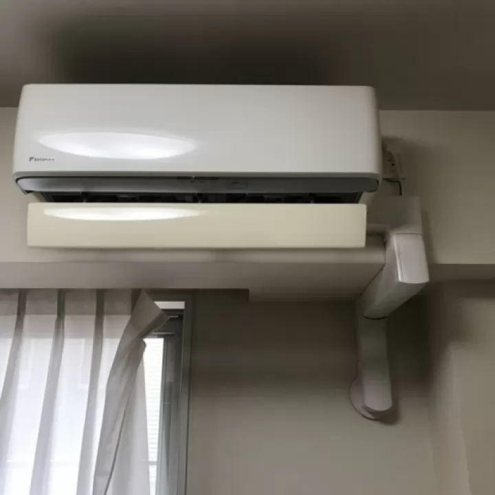 交換前のエアコン（ダイキン F36LTHXS-W）
