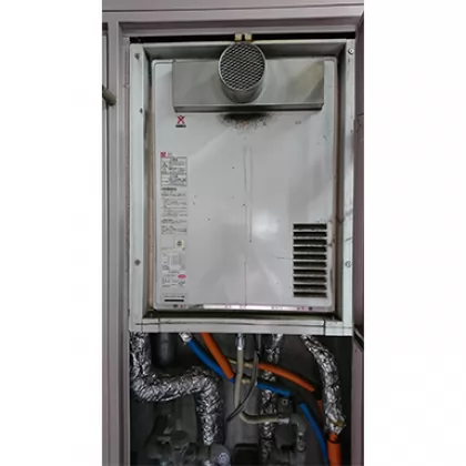 大阪府大阪市鶴見区 交換前の給湯器 パーパス TP-SP166SZT-1